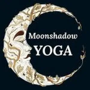 باشگاه یوگا مون شدو (Moon shadow)